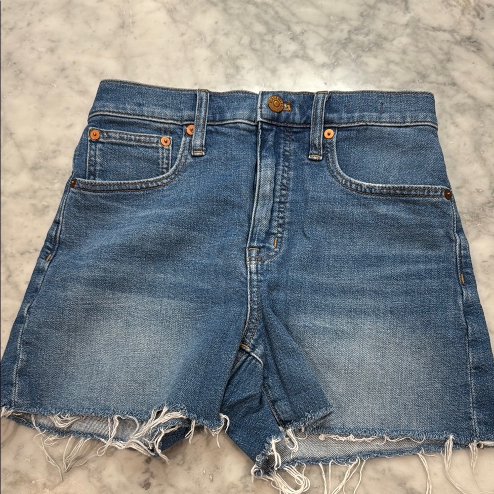 Madewell High Rise Denim Shorts with Distressed Hem in Lavista Wash